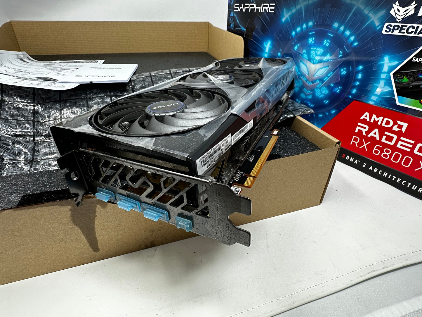 NITRO+ AMD Radeon™ RX 6800 XT