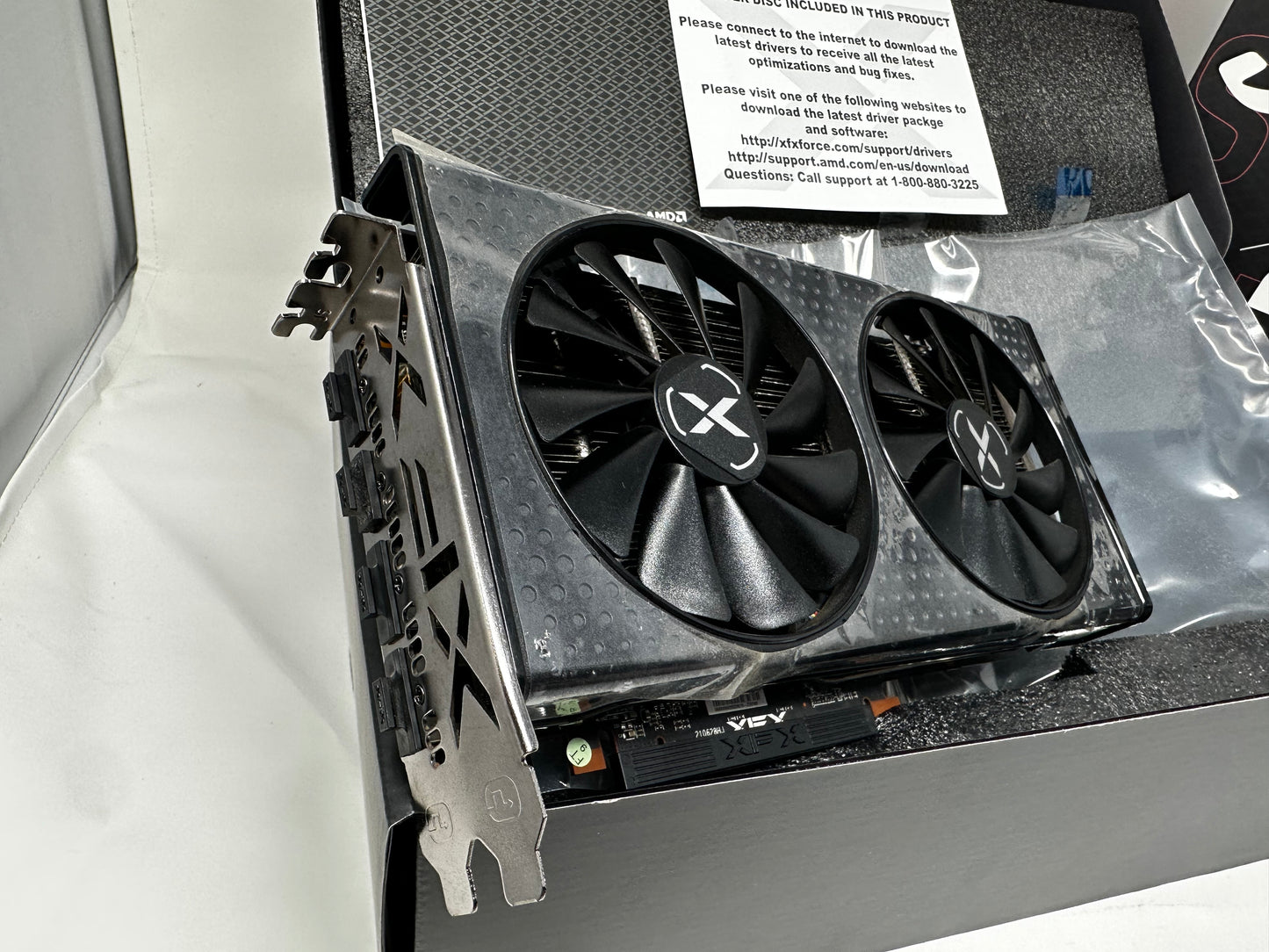 XFX Speedster SWFT 210 AMD Radeon™ RX 6600