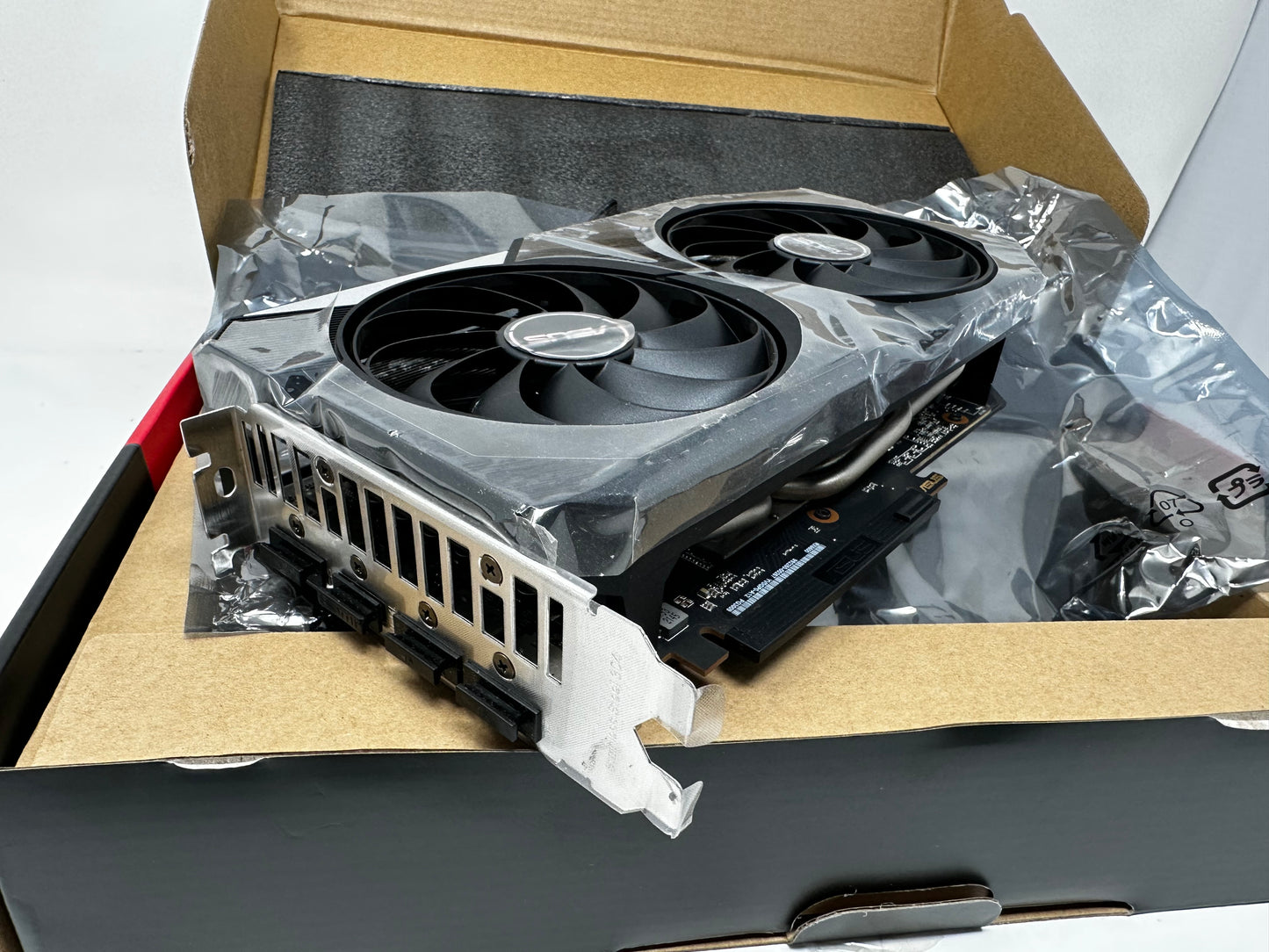 ASUS Dual Radeon™ RX 6600